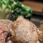 ハンバーグステーキ jumbo - カルビ