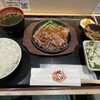 肉工房 千里屋 千里中央店