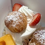ROND POINT - ガトーフレーズ(\430)　イチゴと生クリーム