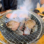 ジュージュー炭火焼肉 - 