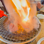 ジュージュー炭火焼肉 - 