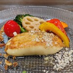 創作イタリアン Gemelli - 燻製チーズのステーキ〜彩り野菜のソテー添え〜