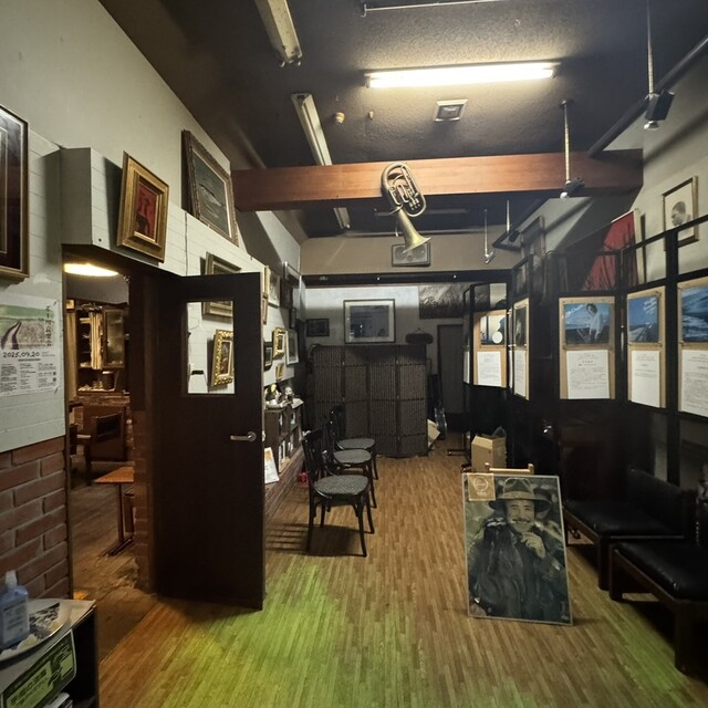 Jazz Kissa Satin Doll photo 5