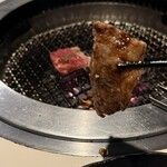 焼肉 六区 - 