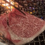 焼肉 六区 - 