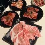焼肉 六区 - 