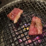 焼肉 六区 - 
