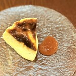 上六ワイン - バスクチーズケーキ