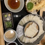 花山うどん 本店 - 