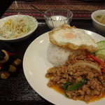 タイ料理 パヤオ - ガパオセット