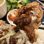 サラサ３ - 唐揚げの衣が、ガリっとしてて、美味しかった。