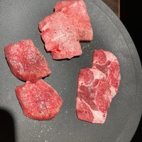 東京食肉市場直送 肉焼屋 D-29 広尾店 - 
