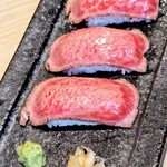 尾崎牛と直送海鮮 個室居酒屋 しおり - 尾崎牛炙り肉寿司