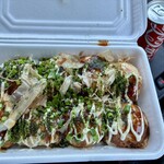 たこ焼きやっこちゃん - 料理写真:ピリ辛たこ焼き 550円