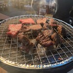 炭火焼肉 匠 - 