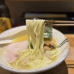 ジャパニーズ ラーメン 五感 - 