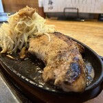 長者町 焼肉 輪心 - 数量限定　鉄板『豚』二郎