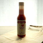 Bosco - ・マリーシャープス・レッドハバネロソース　¥702
      　（紙袋無料）
      HOT LEVEL2（中辛）表記ながら
      ハバネロソースなのでしっかり辛くて…旨い！
      イタリア直輸入かと思いきや中米ベリーズ産でした…