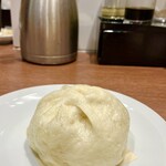 551蓬莱 新幹線新大阪駅店（新幹線改札内） - 