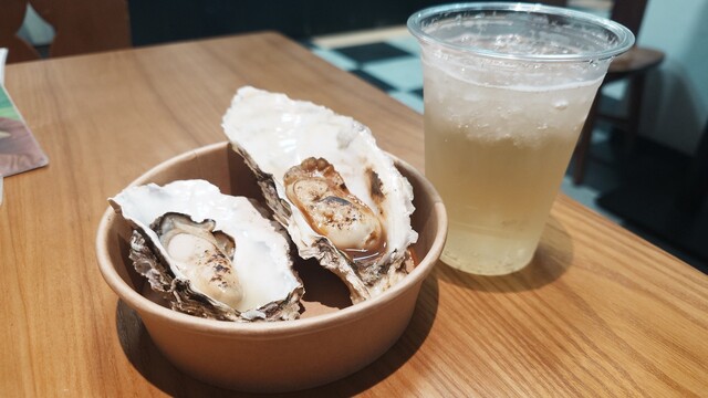 牡蠣せんべい本家 松島海岸店 &ndash; 松島の名物せんべい