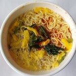 榮林 - 明星・榮林・酸辣湯麺（給湯４分後、香酢かけて）