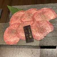 近江牛専門店 万葉 まえだ亭 - 