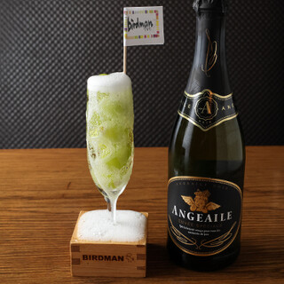 豊富なドリンクメニュー◆フルーツをたっぷり使ったお酒が充実