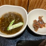 琉球村 - もずくとゴーヤの漬物（キムチ？）