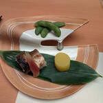 別邸 朧月夜 - カマスの小袖寿司など