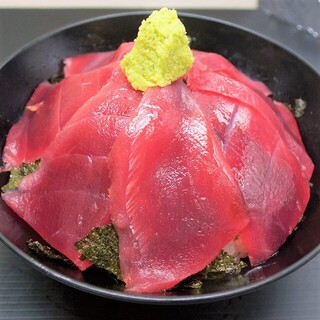 海鮮丼の駅前_2