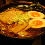 居酒屋うんま - しめの醤油ラーメン