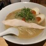 HACHIKI 日本橋店 - 