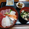 タカラ亭 - 料理写真:注文２海鮮丼大盛１３００円。