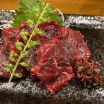 味のまる藤 - 鯨刺身