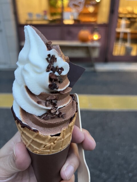 クラフト チョコレート ワークス （CRAFT CHOCOLATE WORKS