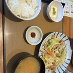 やよい軒 - 料理写真: