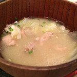 のもと家・豚汁もうまい！豚肉もゴロゴロ入っている。