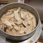釜飯酔心 - 松茸の土釜飯