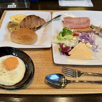 リュクス ダイニング ハプナ - 