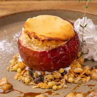 丸ごとりんごのチーズケーキ