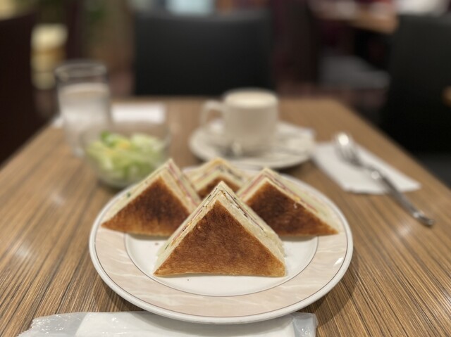 Mon Yogashi Ten Nihonbashi Ten