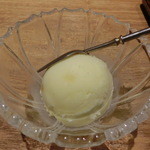 和牛 まつした - 柚子シャーベット。柚子の香りとお味が爽やか～♡