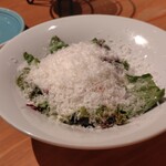 CHEESE KITCHEN RACLER - ローストビーフサラダ パルメザンチーズ