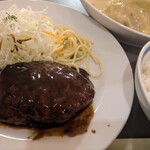 アカシア 伊勢丹浦和店 - ハンバーグ