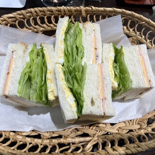 口コミ一覧 : 琥珀亭 （コハクテイ） - 東銀座/喫茶店 [食べログ]