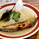 鮎ラーメン - 鮎ハーフ