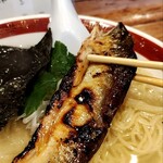 鮎ラーメン - あゆゆ表
