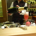 割烹・蕎麦 波と風 - 柘榴のジュースにシャンパンを