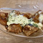 からから家 - 料理写真:揚げたて、タルタルソースも手作りで意外と美味い
