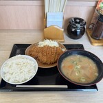 かつや - 料理写真:とん汁定食(ロースカツ)   2025/6/25